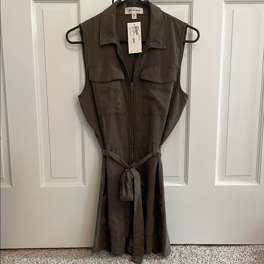 Cloth and Stone Zip-Up Romper